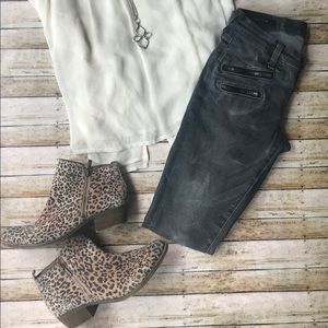 Lucky Brand Charlie Skinny